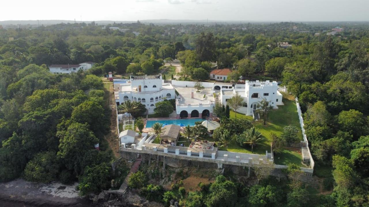 La Benderas Beach Hotel Kilifi Exterior foto